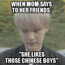 Hehehe THEIR KOREAN NOT CHINESE 