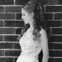  Cerys Al____