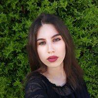  Amira Bou_____r